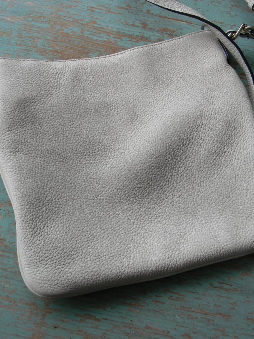 Kate Spade Cobble Hill Ellen Crossbody Bag IVORY LEATHER MEDIUM CHAIN DETAIL